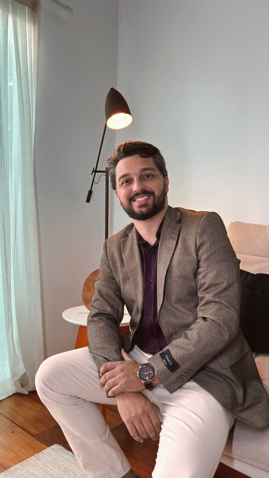 Foto do consultório de Dr. Douglas Fróes